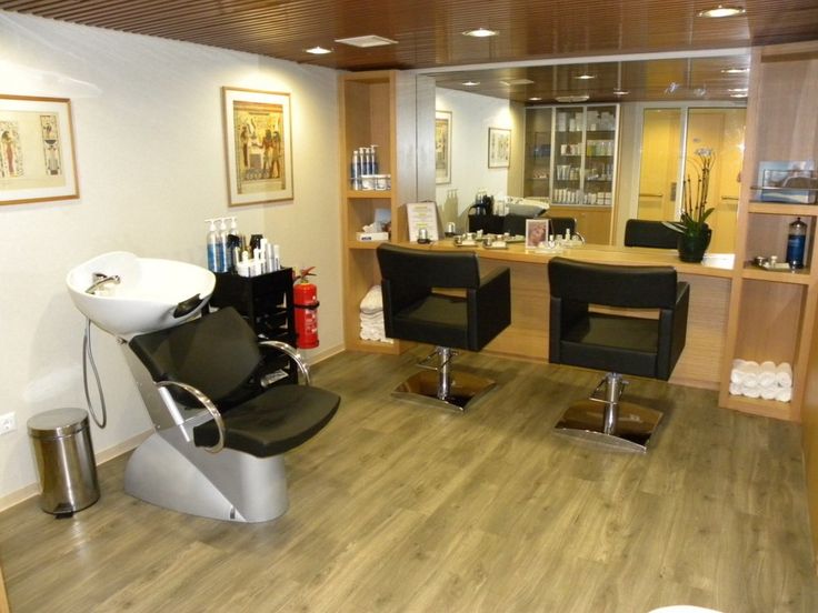 Home Salon Business Success: Essential Dos and Don’ts for Aspiring Entrepreneurs